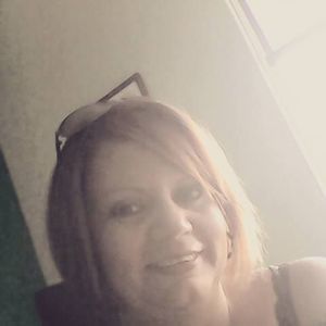 Meet your Posher, Zonia